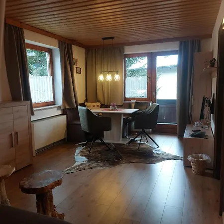 アパート Hoedlmoser *